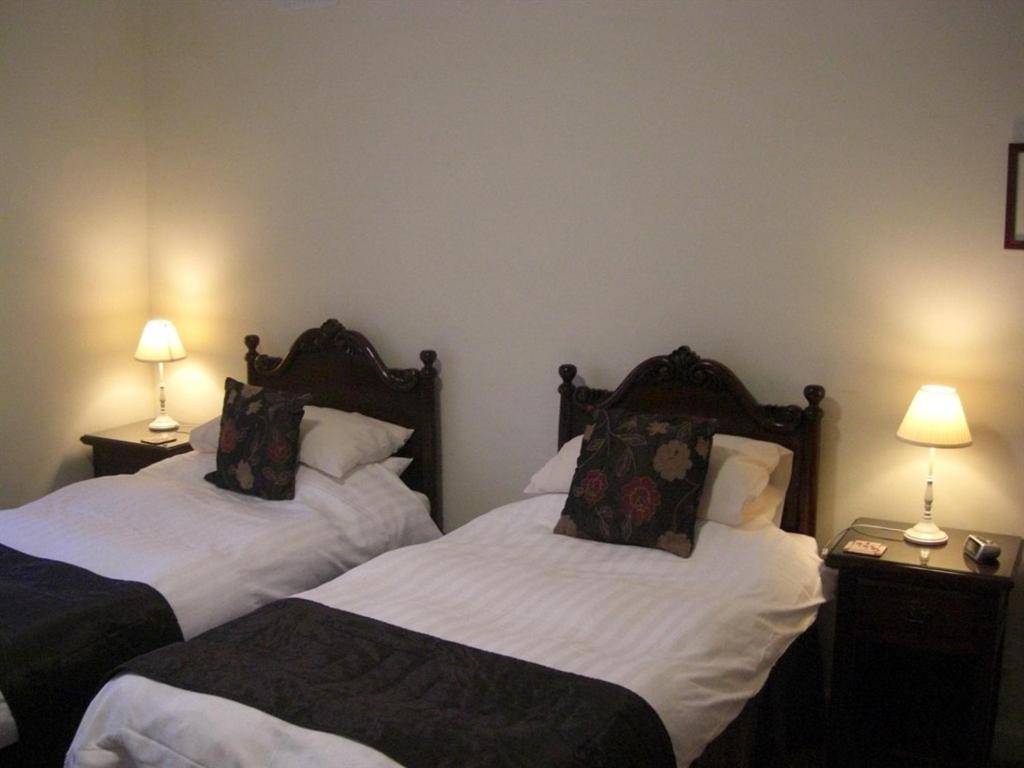 Hamilton House Hotel Dumfries Szoba fotó